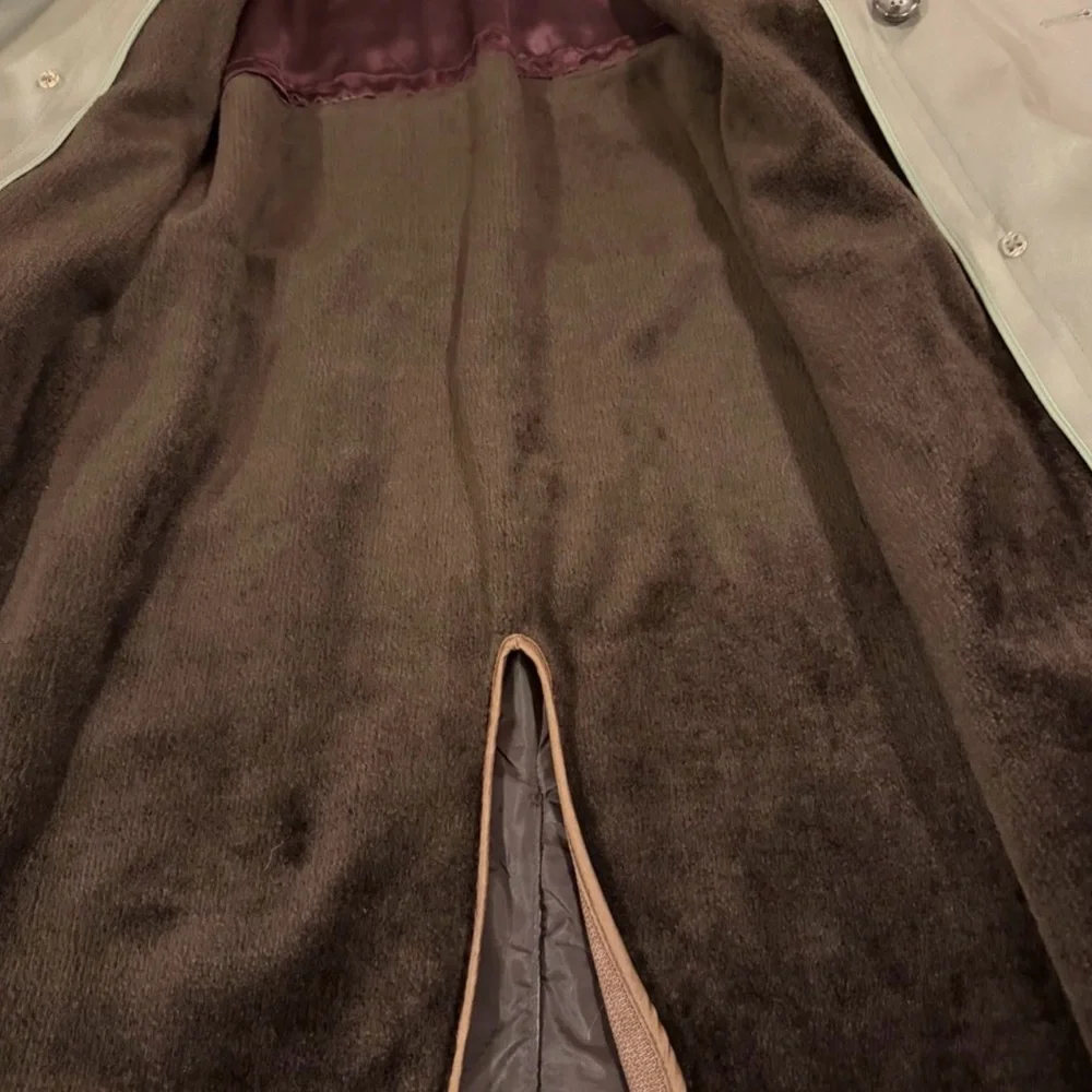 London Fog “Towne” Tan Double-Breasted Overcoat-Belted, Zip-Out Lining, 40R - Picture 4 of 7